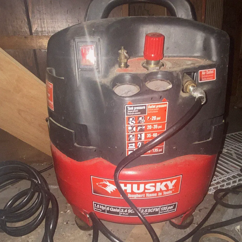 Husky 1.5 Hp 6 Gal Pancake Air Compressor, Oil-Free, 120V, 135 PSI, Red/Black