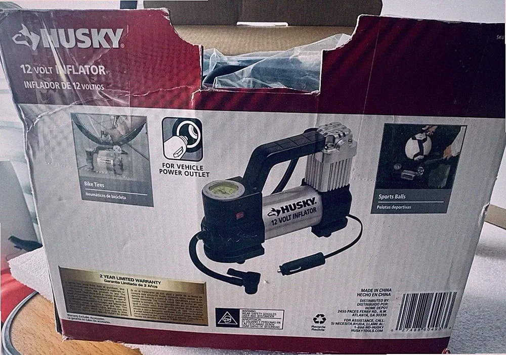 Husky 12 Volt Inflator Portable Air Compressor with Carry Bag