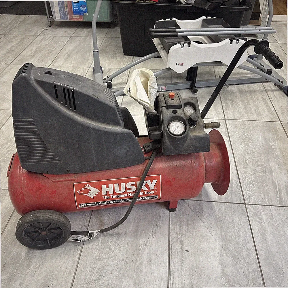 Husky 8 Gallon Portable Rolling Air Compressor H27508uwk 2.75hp