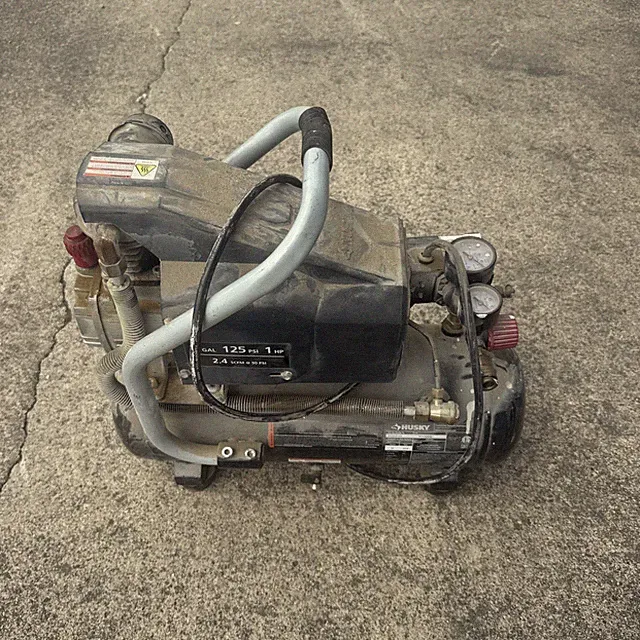 Husky BS1003 Air Compressor
